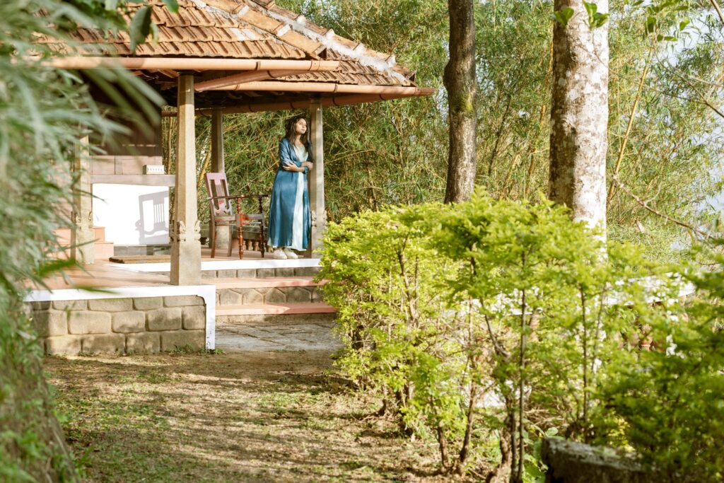Paradisa Plantation Resort – Relaxing on a traditional veranda amidst nature.