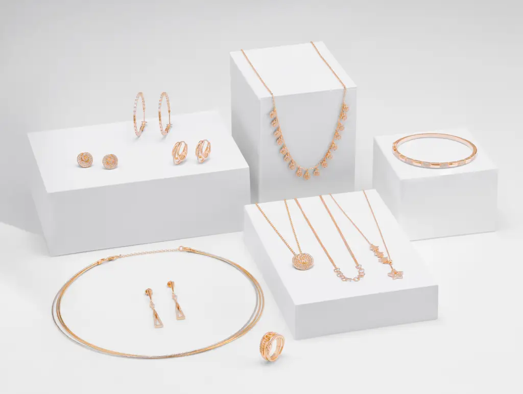 Glain Lifestyle silver jewellery range arranged on white display blocks for e-commerce product photography.